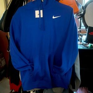 SOLD———-> NIKE Hoodie